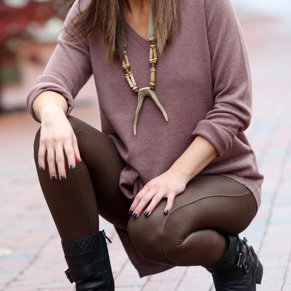 Long sleeve V-neck lavender textured T-shirt top